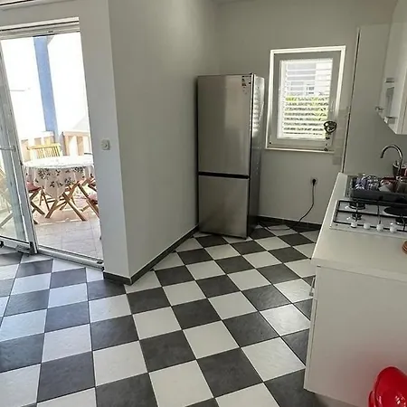 Apartment By The Sea Mirca, Brac - 24865